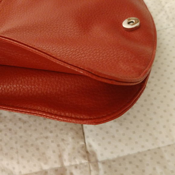 Nicole crossbody bag with chain woven straps - Picture 3 of 6